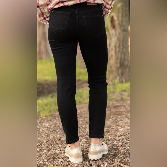 🔥Judy Blue Black Skinny Fit Jeans Size 15/32 JB8883🔥 - Picture 3 of 14